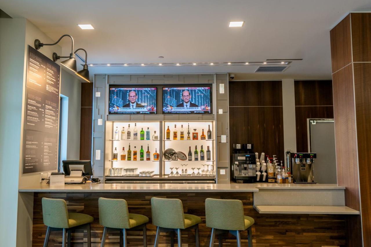Hotel Courtyard By Marriott Fargo Extérieur photo