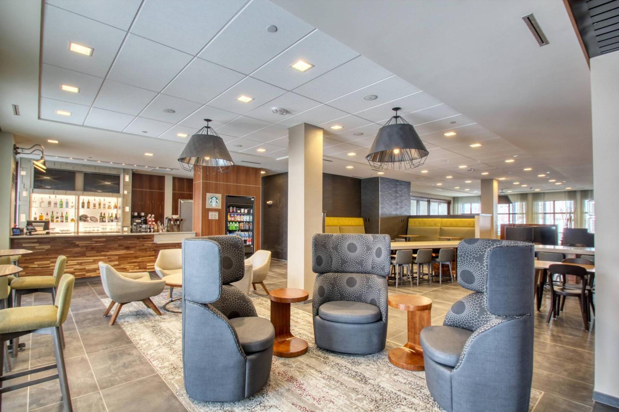 Hotel Courtyard By Marriott Fargo Extérieur photo