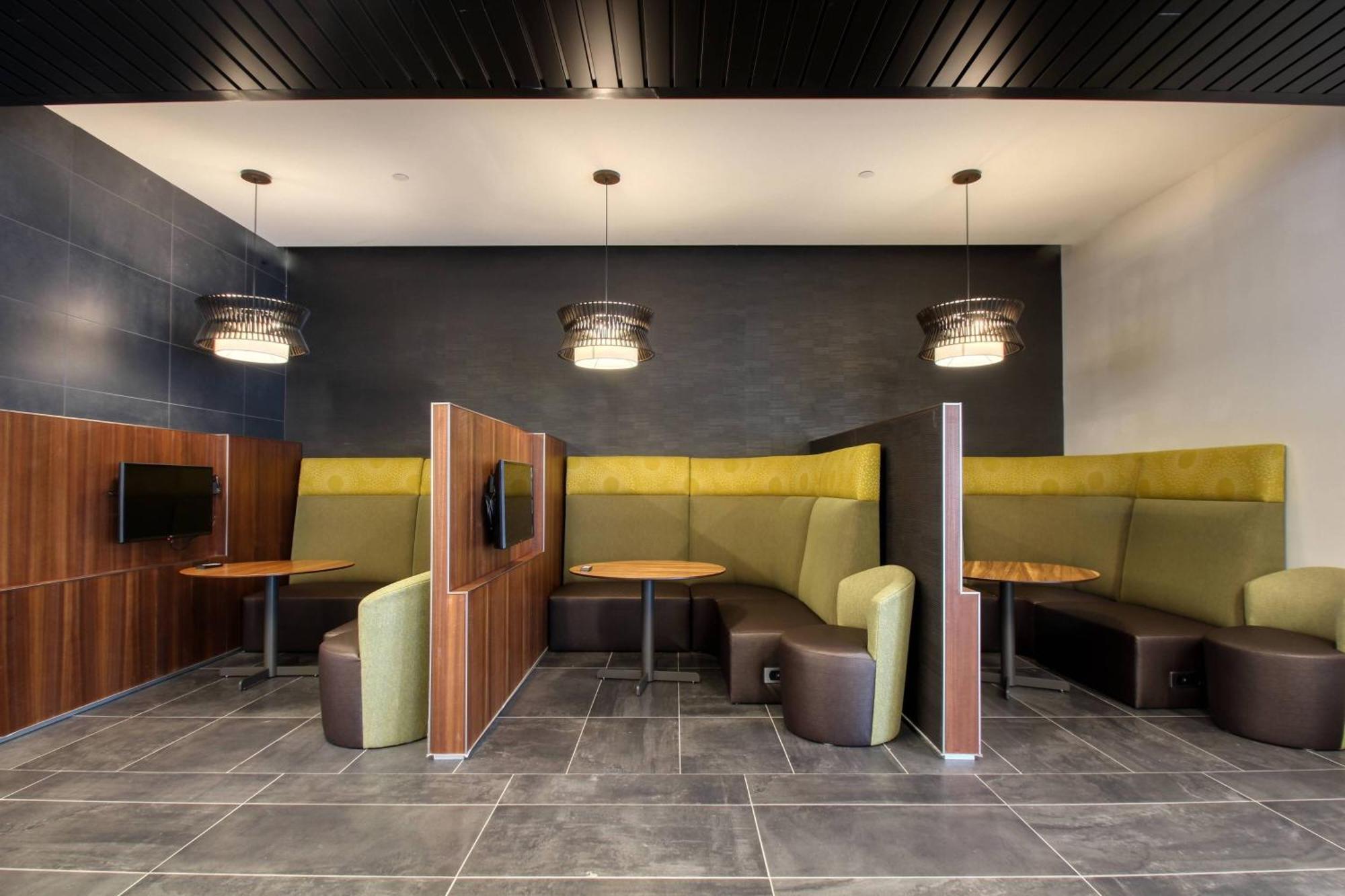 Hotel Courtyard By Marriott Fargo Extérieur photo